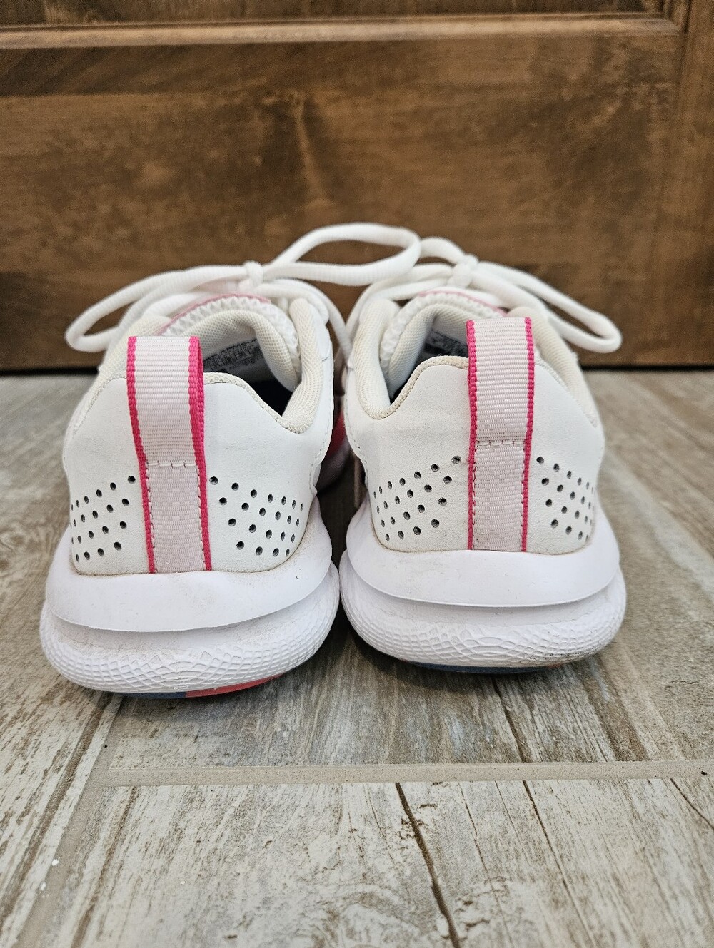 Women's Under Armour Charged Assert Tennis Shoes - Picture 4 of 5
